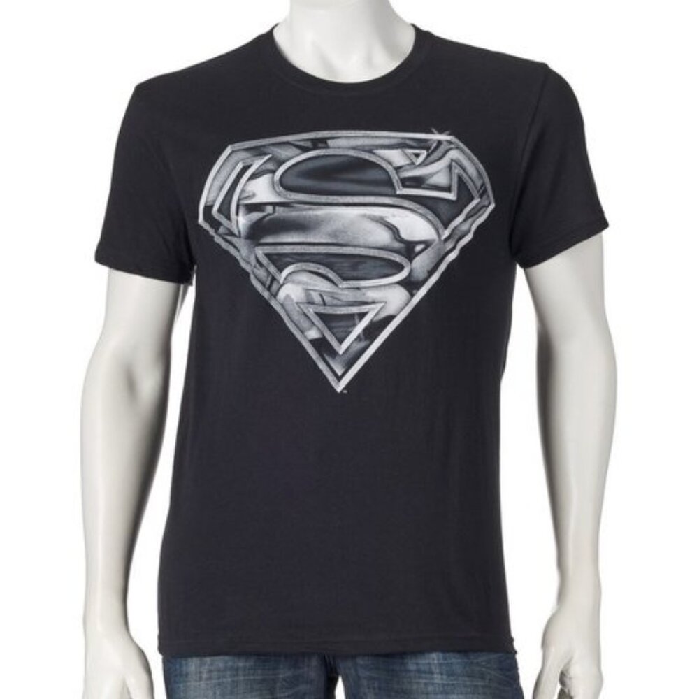 Men's Superman Graphic TShirt Size XL Black/Silver